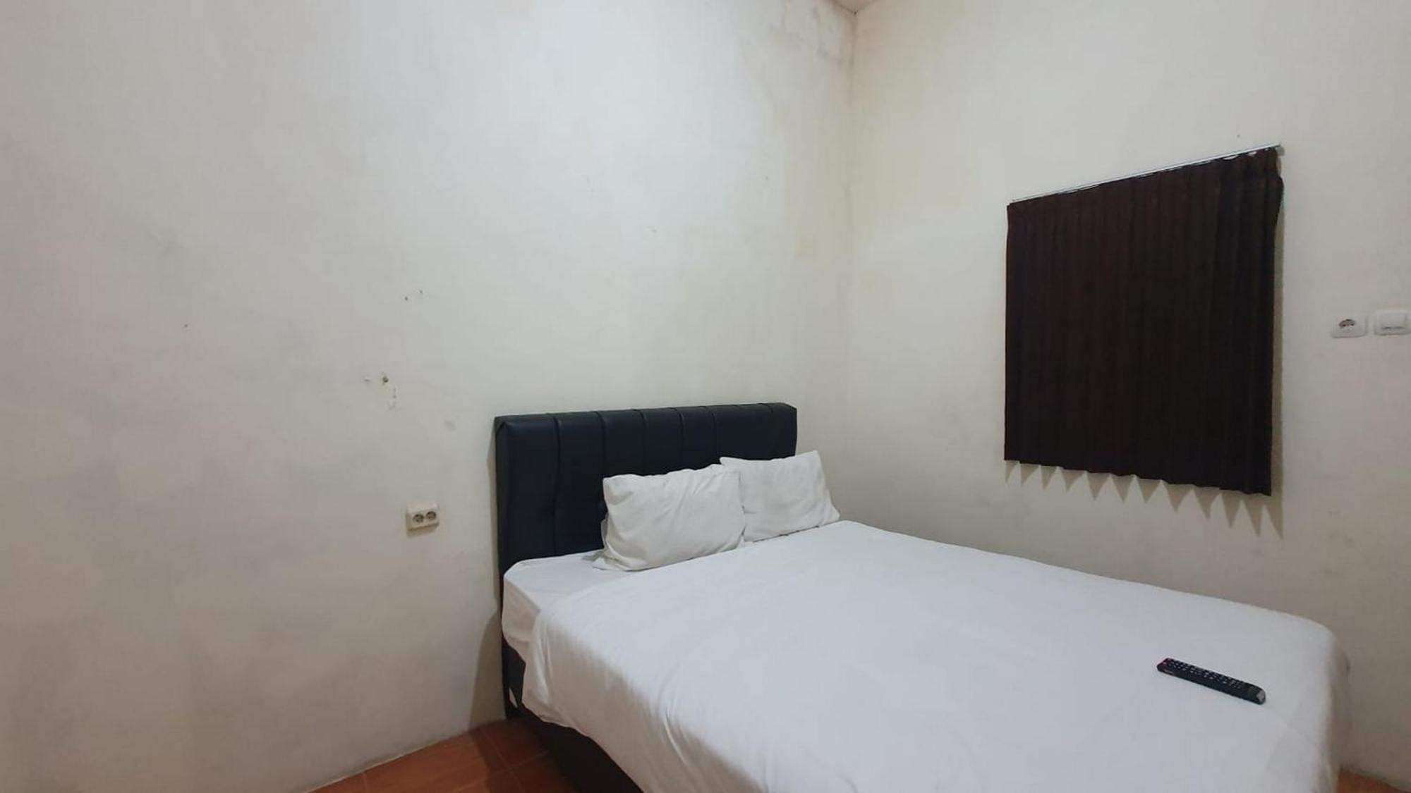 Reddoorz Syariah At Demasto Homestay Jembel Εξωτερικό φωτογραφία