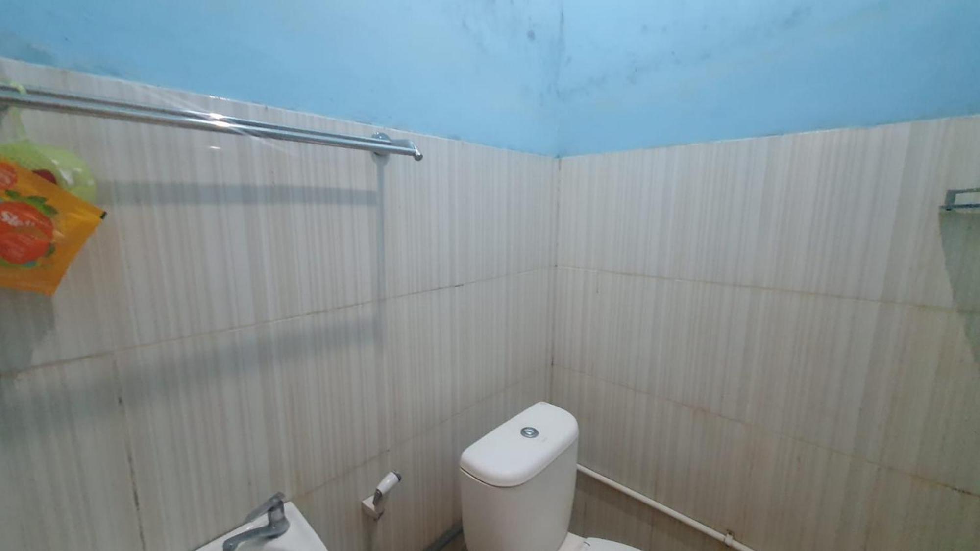 Reddoorz Syariah At Demasto Homestay Jembel Εξωτερικό φωτογραφία
